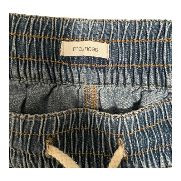 m jeans by Maurices Women’s Wide Leg Pull On High Rise Cropped Jean Size 8 - Picture 6 of 8